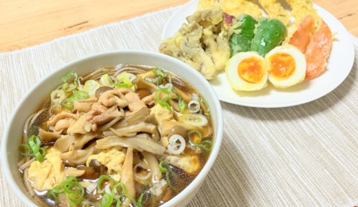 きのこ親子そばと天ぷら盛り合わせ 【男一人の休日昼食】